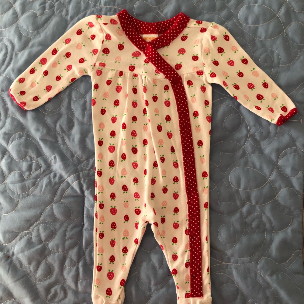 Gymbore onesie, 100% cotton . Side snaps. 0-3 months
